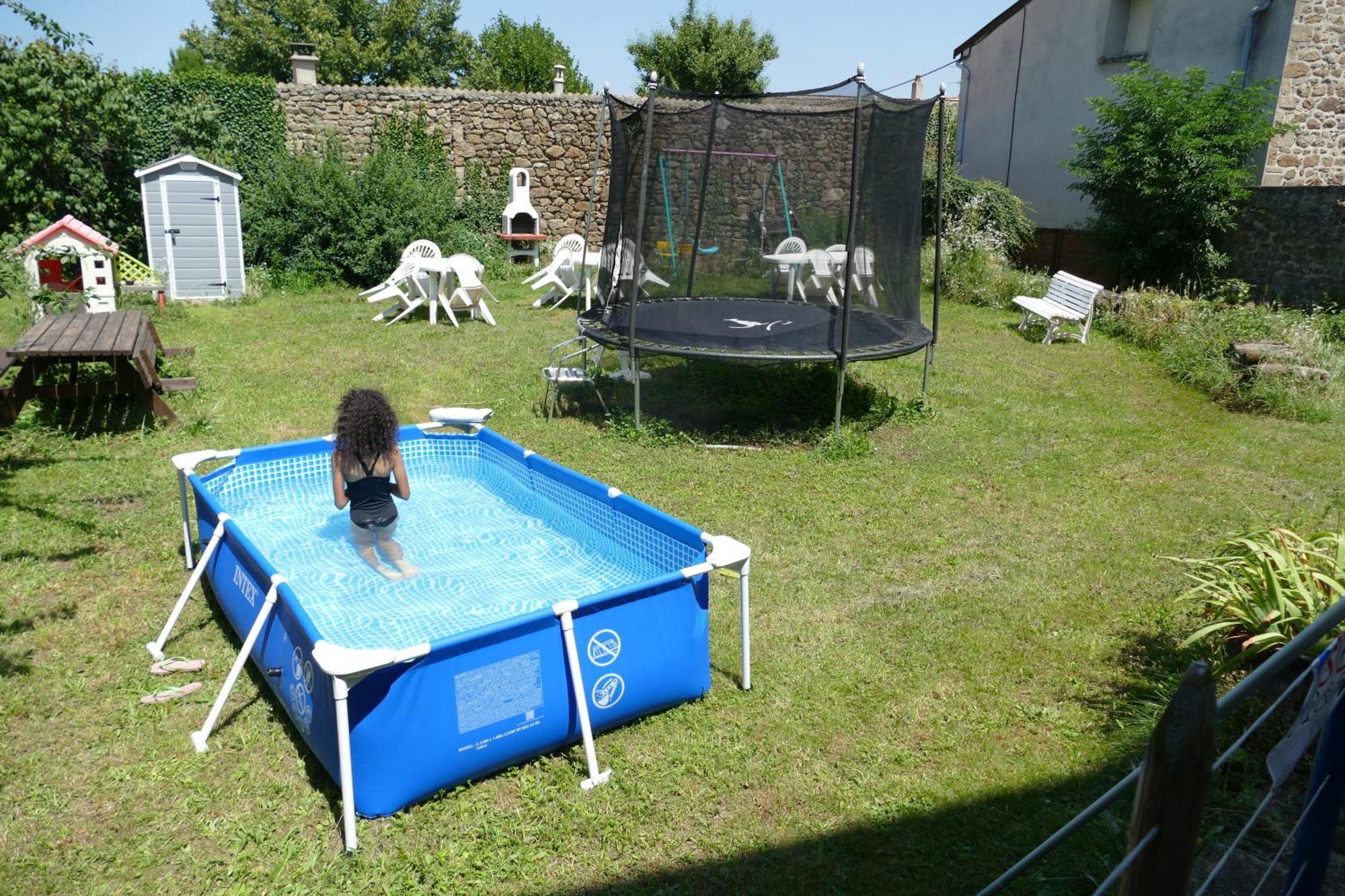 Des Ecoles *
