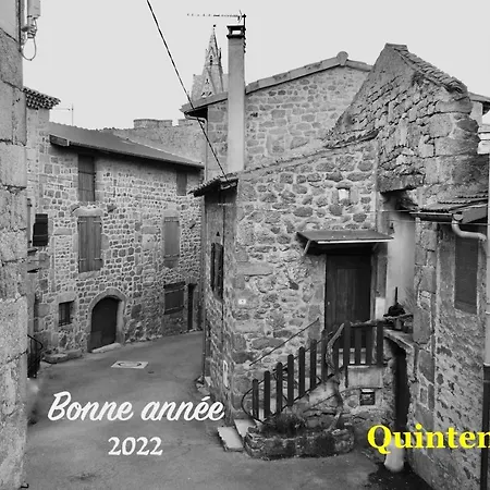 Gites Des Ecoles Quintenas Exterior photo